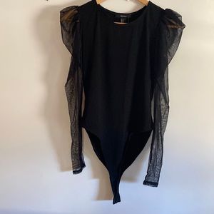 NWT Forever 21 black body suit, puff sleeve, snap closure